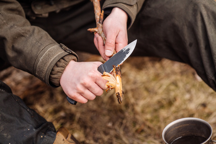 Wie kann man ein stumpfes Messer extrem scharf schleifen?